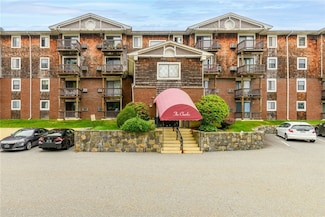 1190 Charles St Unit 7, North Providence, RI 02904