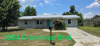 2004 Greenbriar Blvd, Lynn Haven, FL 32444