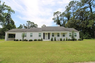 502 S Hutchinson Ave, Adel, GA 31620