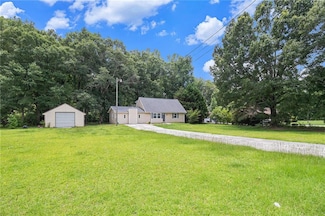 60 Newton Ridge Dr, Covington, GA 30014