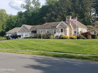 412 Vine St, Milton, PA 17847