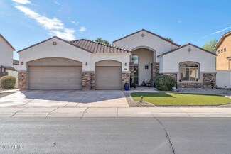 17591 W Ivy Ln, Surprise, AZ 85388