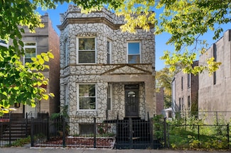4321 W Maypole Ave, Chicago, IL 60624