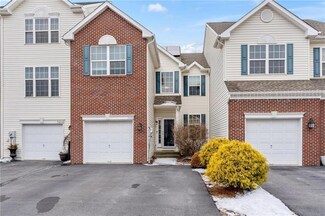 5408 Spring Ridge Dr W, Macungie, PA 18062
