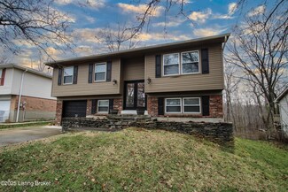 7518 E Orchard Grass Blvd, Crestwood, KY 40014