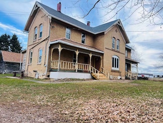 W3340 County Rd E, Cecil, WI 54111