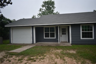 142 Voss Pkwy Unit A, Cedar Creek, TX 78612