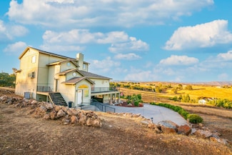 9713 Rastro Way, La Grange, CA 95329