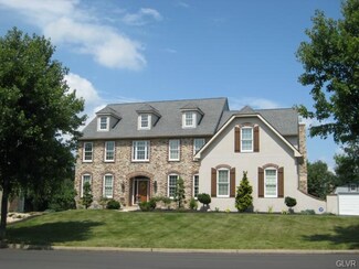 4838 S Hedgerow Dr, Allentown, PA 18103