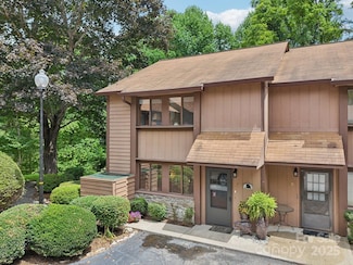 37 George Cir, Maggie Valley, NC 28751