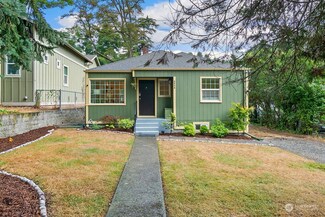 2506 NE 120th St, Seattle, WA 98125