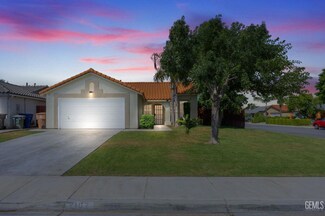 2102 Day Lily Dr, Bakersfield, CA 93304