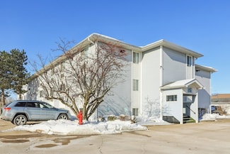 3170 W Monroe St Unit 311, Waukegan, IL 60085