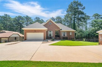 6642 Crestwood Peninsula, Flowery Branch, GA 30542