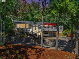 1803 W 34th Ave, Eugene, OR 97405