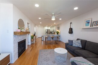 1237 E 6th St Unit 210, Long Beach, CA 90802