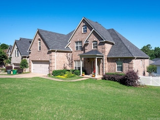 2808 Valley Park Dr, Little Rock, AR 72212