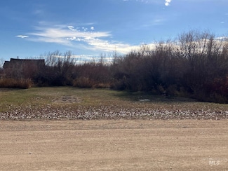 232 Willow Ave W, Fairfield, ID 83327