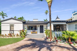 118 E 3rd Ct, Miami Beach, FL 33139