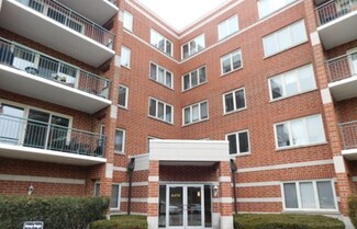 6450 W Berteau Ave Unit 210, Chicago, IL 60634