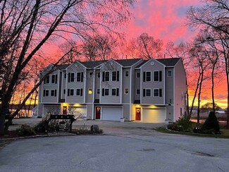 10 Hemlock St Unit 3, Hampton, NH 03842
