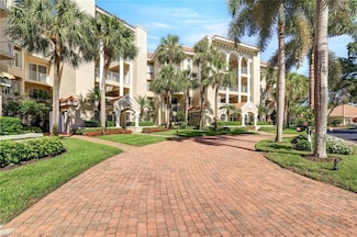 8420 Abbington Cir Unit 25, Naples, FL 34108