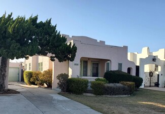 4532 Kensington Dr, San Diego, CA 92116