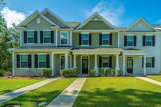 618 Ravensridge Ln, Moncks Corner, SC 29461