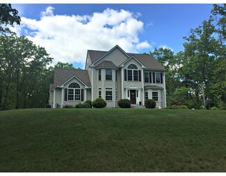 7 Walnut Farm Rd, Newton, NH 03858