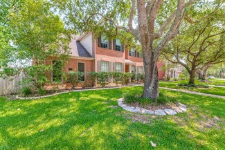1748 Crescent Green Dr, Houston, TX 77094