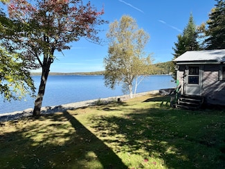 1 Partridge Rd, Taunton & Raynham Academy Grant, ME 04485