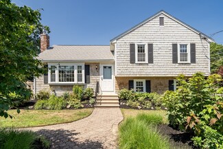 9 Huckleberry Ln, Brewster, MA 02631