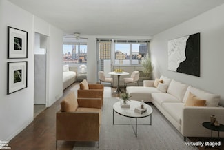 75 Henry St Unit 8C, Brooklyn, NY 11201