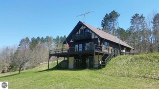 5690 W 28 1/2 Rd, Harrietta, MI 49638