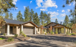 1971 Wanawish Loop, Cle Elum, WA 98922