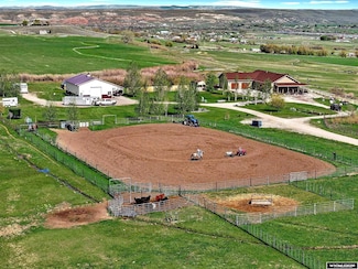 830 Longview Ln, Lander, WY 82520