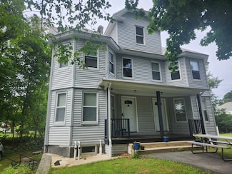 6 Pond Ct Unit 2, Leominster, MA 01453