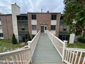 1309 Summit Pointe, Scranton, PA 18508