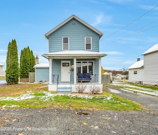 820 Oak St, Eynon, PA 18403