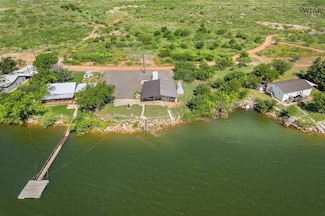 894 W West Moonshine Rd, Seymour, TX 76380