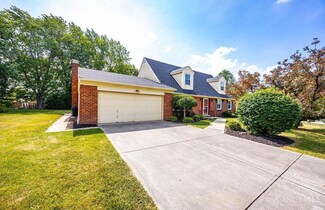 7678 Oceola Ln, West Chester, OH 45069