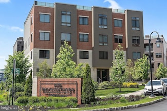 606 Lakeview Ct, King of Prussia, PA 19406