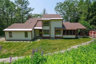 119 Pine Hill Rd, Ludlow, VT 05149