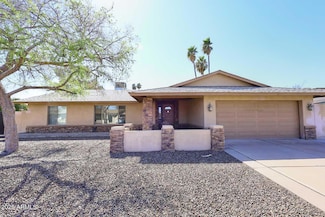 2901 W Straford Dr, Chandler, AZ 85224