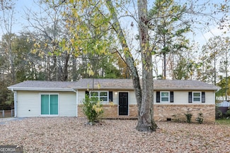 8621 Chestnut Ln, Lithia Springs, GA 30122