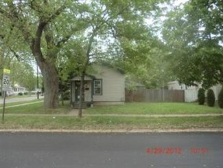 564 S Broadway, Aurora, IL 60505