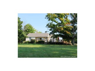 7500 Tandy Rd, Lanesville, IN 47136