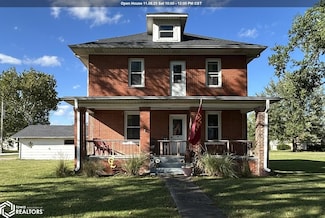 221 Chestnut St, Donnellson, IA 52625