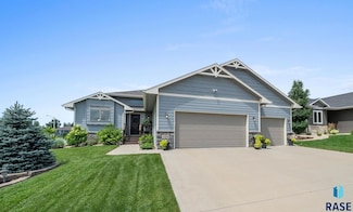 4409 S Safflower Ave, Sioux Falls, SD 57110