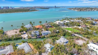 111 Faubel St, Sarasota, FL 34242